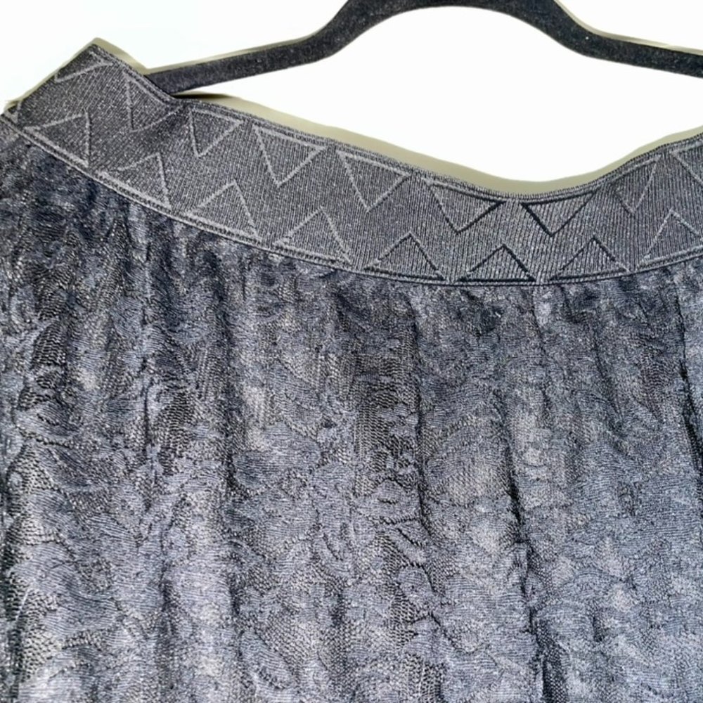 Lularoe Midi Skirt, 2XL, black & gold - Picture 6 of 7